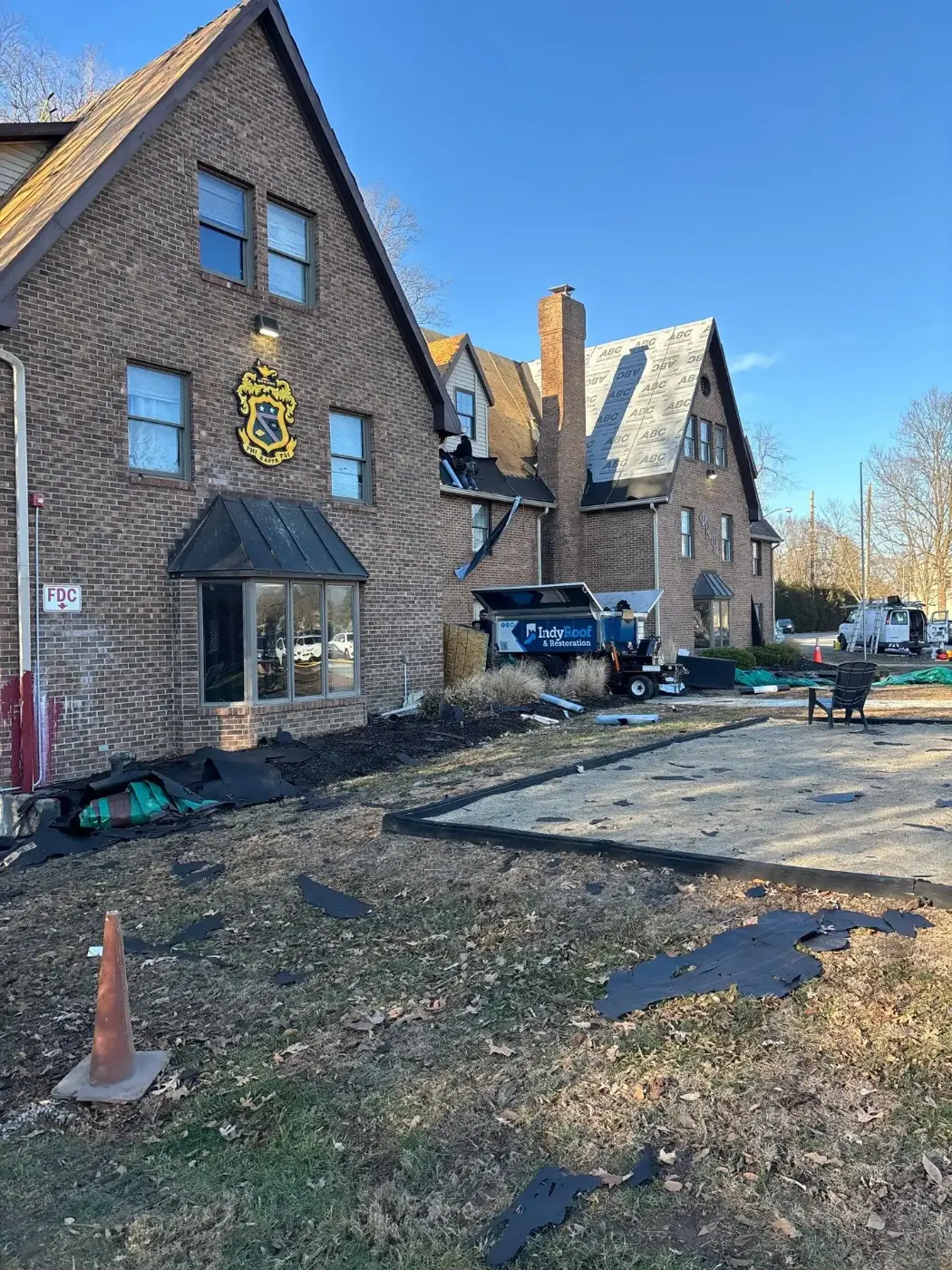 Manufacturer-certified roof installation in Nappanee